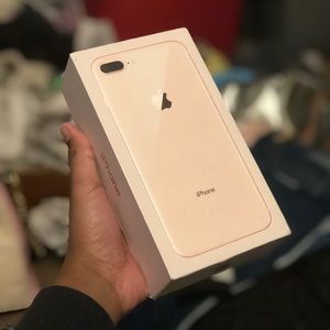 iPhone 8 Plus